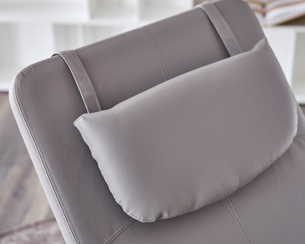 Casanova Chaise Lounge