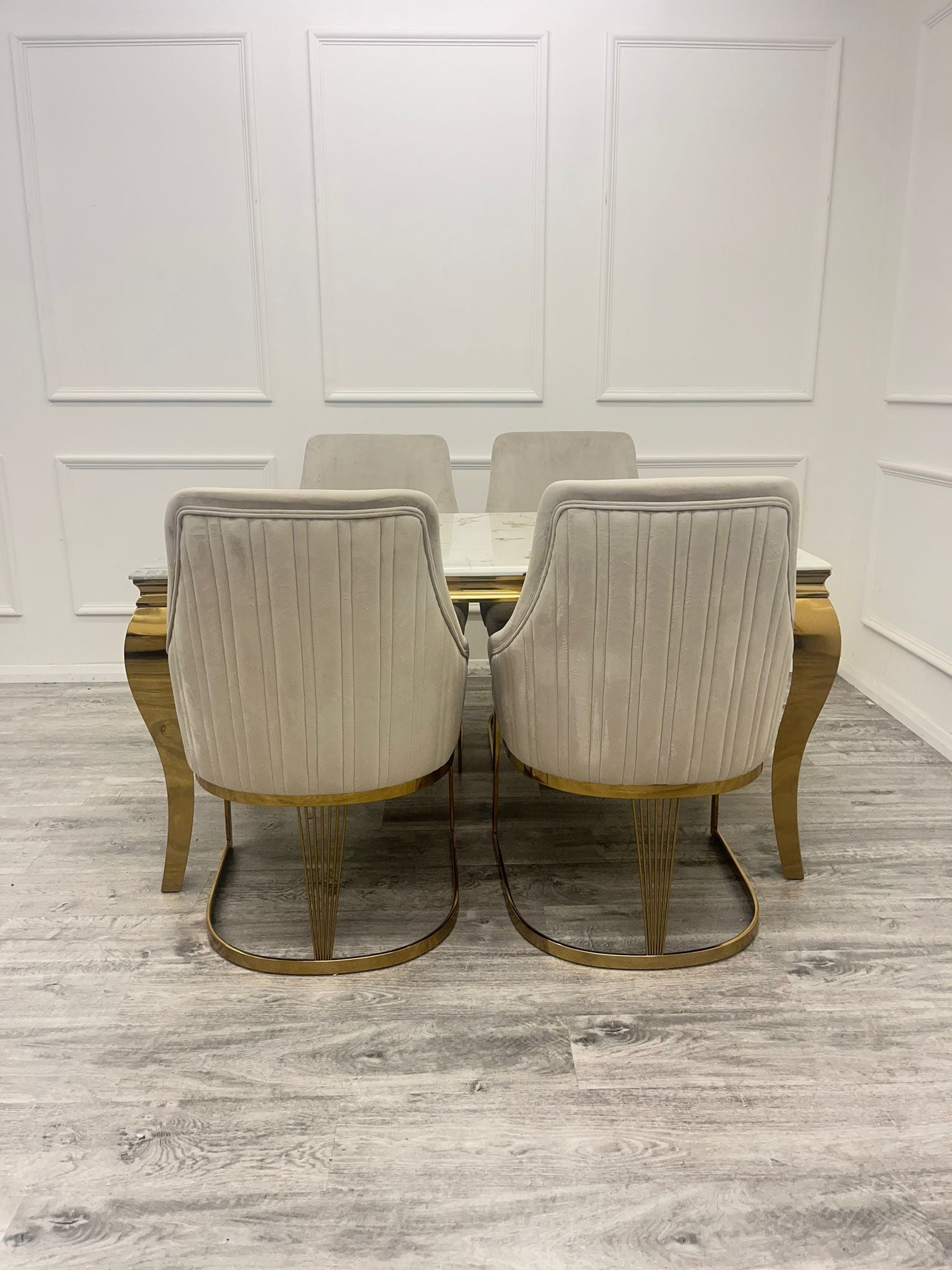 CHELMSFORD VELVET DINING CHAIR GOLD