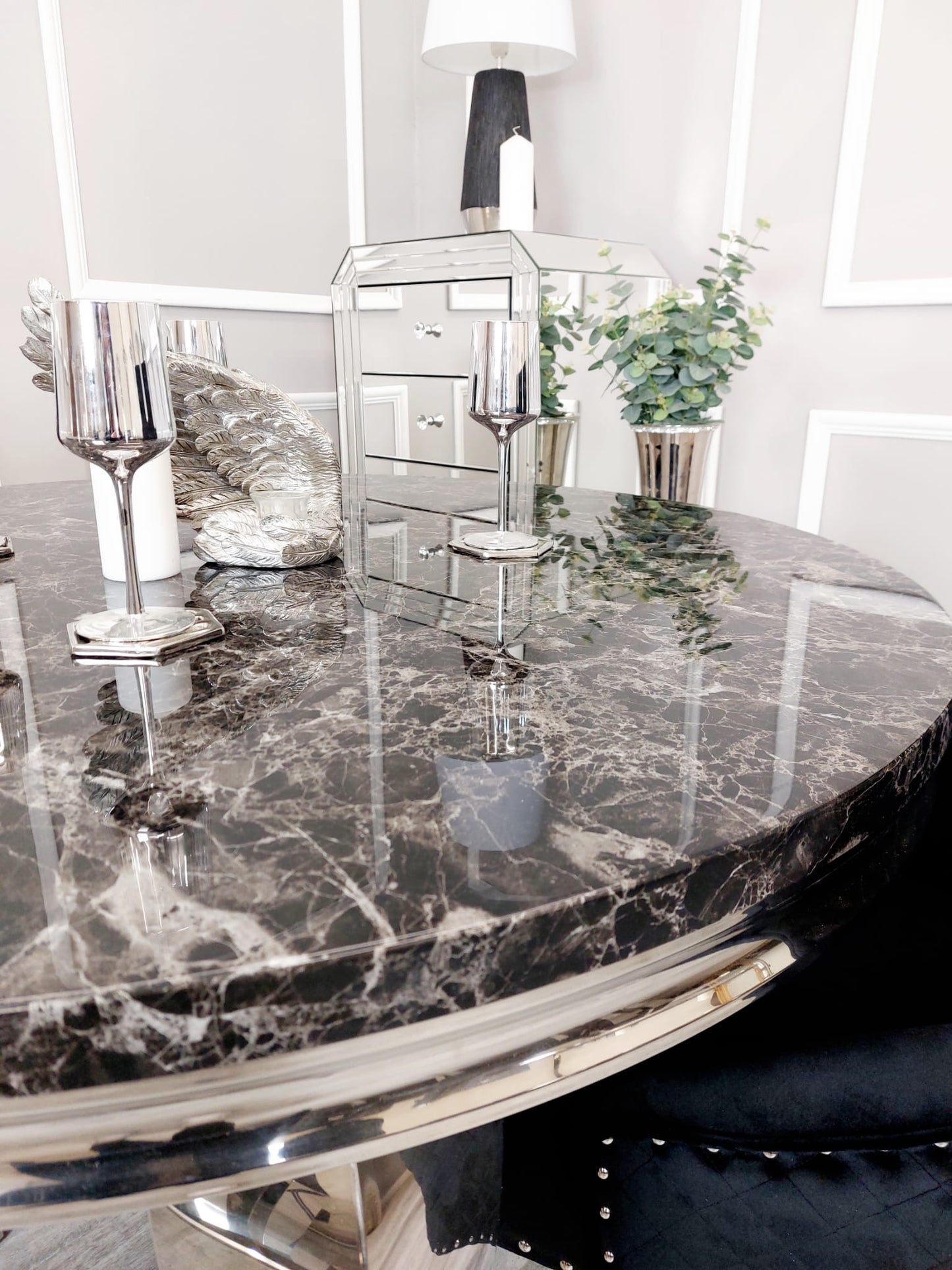 Black 1.3R Athena & Louis