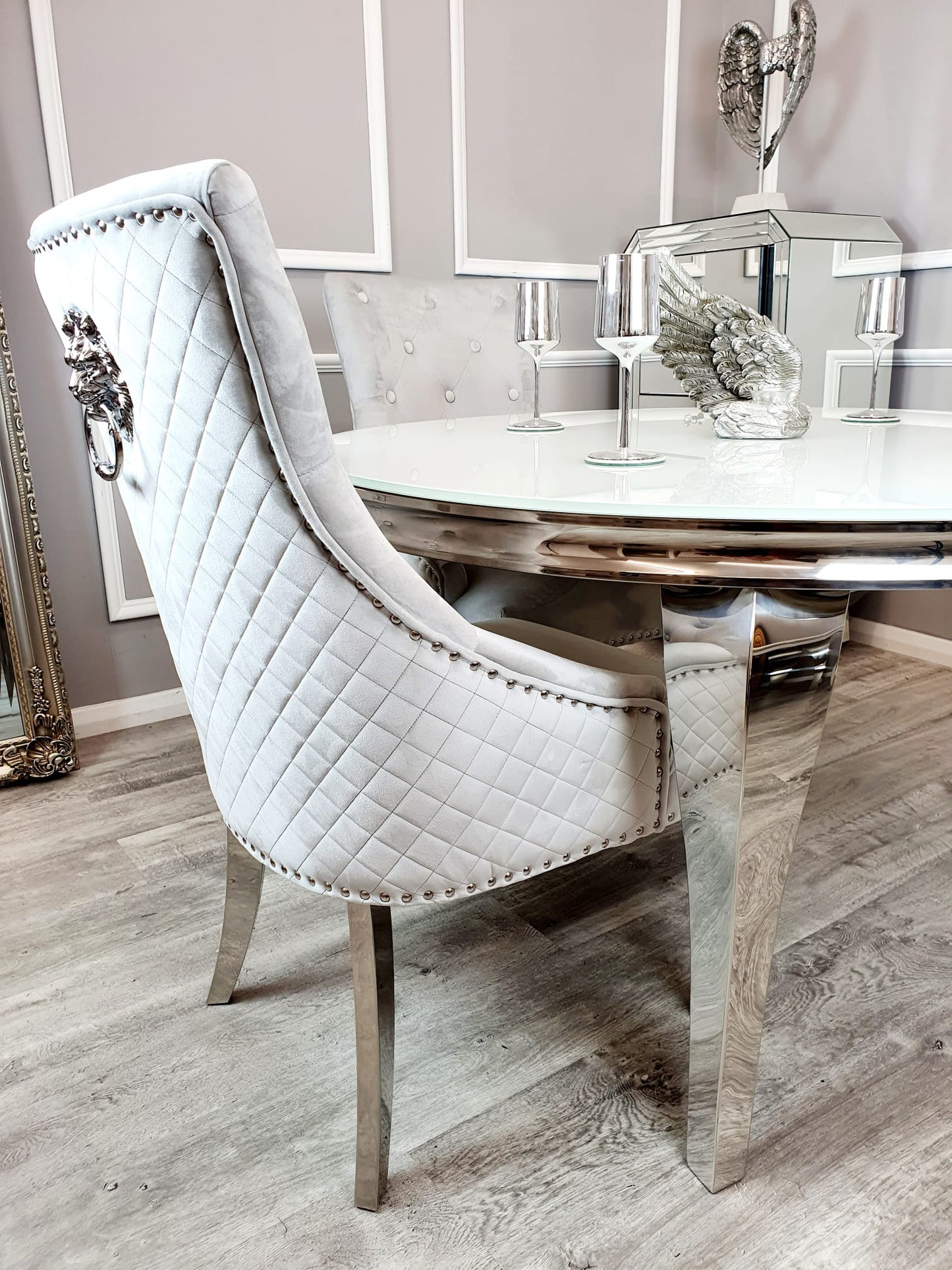 Louis 1.3m Round Dinning Table Set