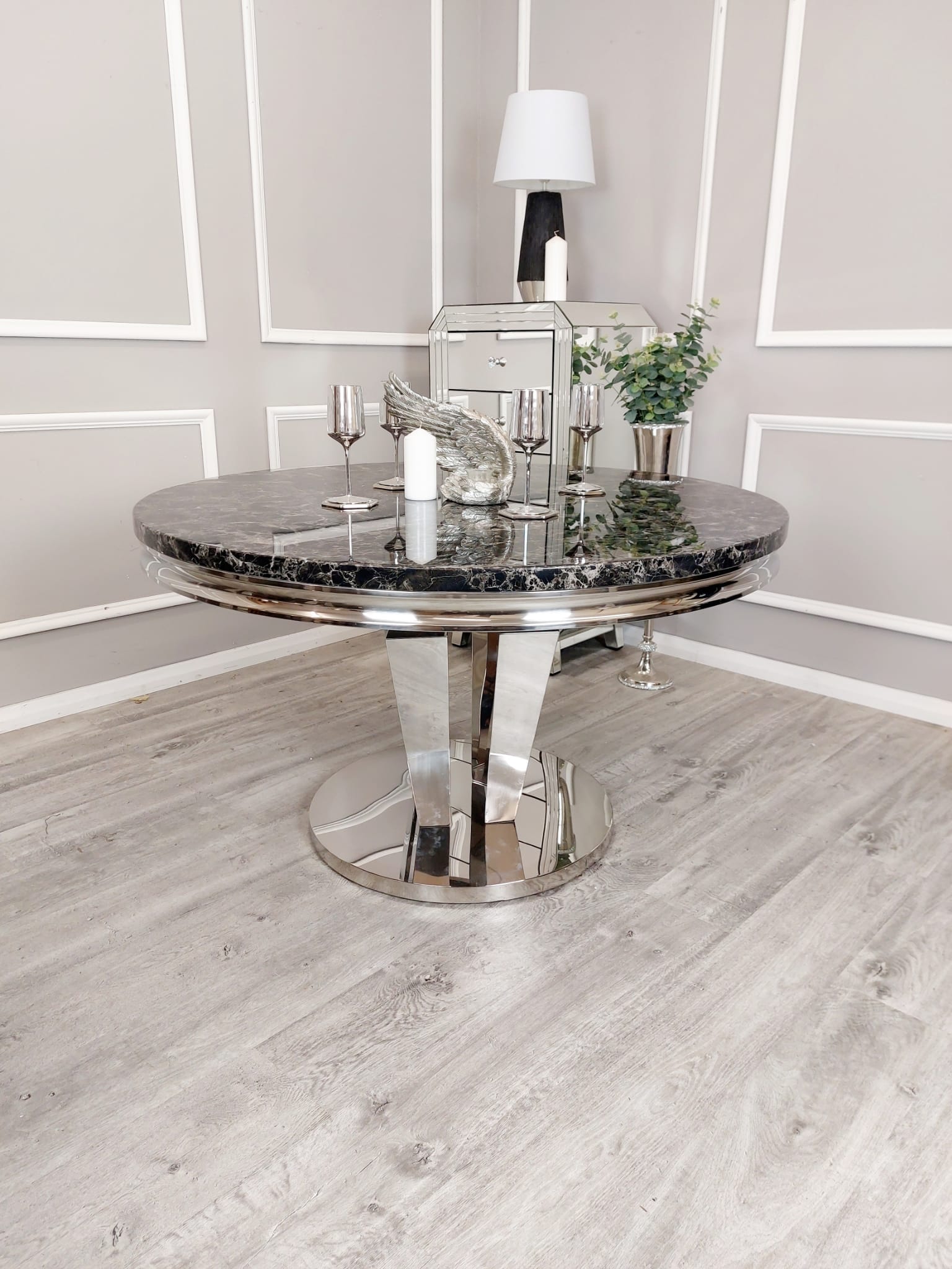 Black 1.3R Athena & Louis